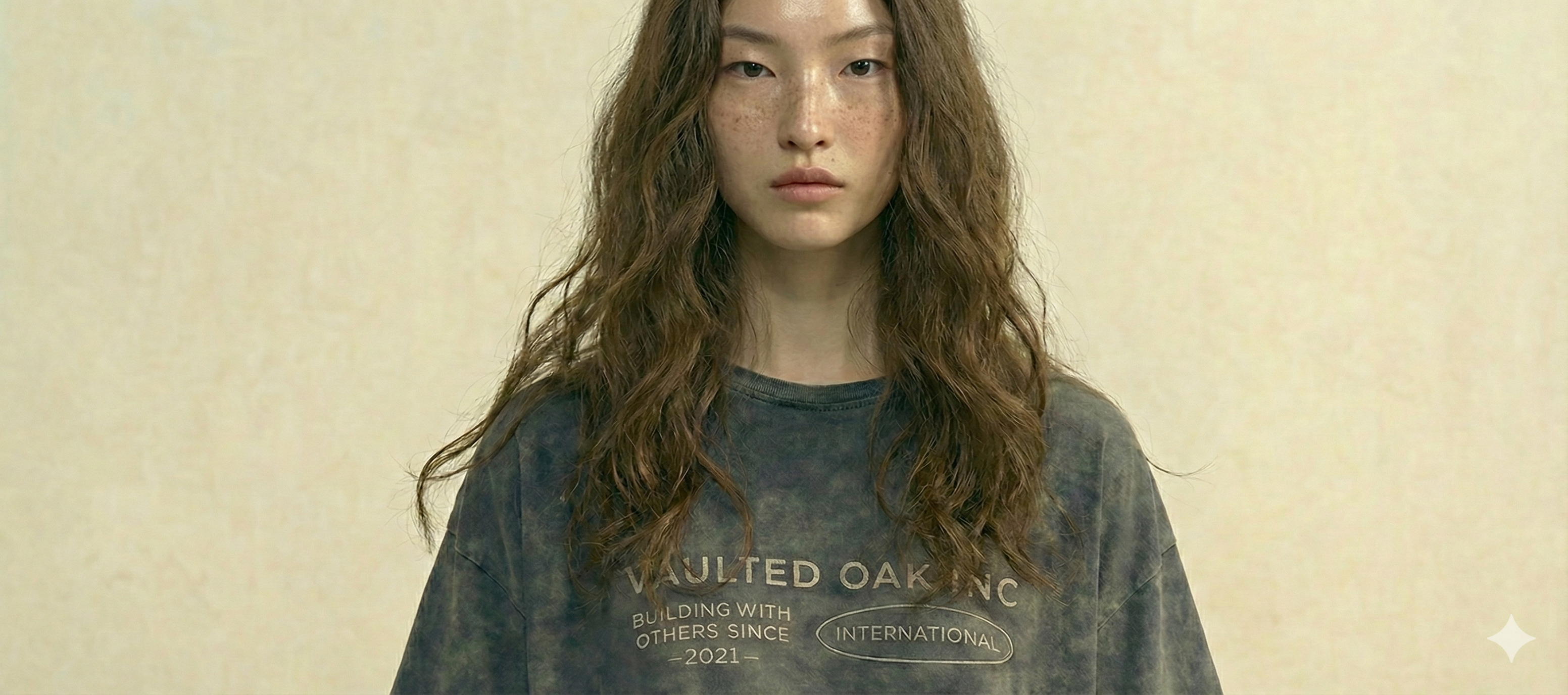 Vaulted Oak Mesh Layered Slate Tee - 2025